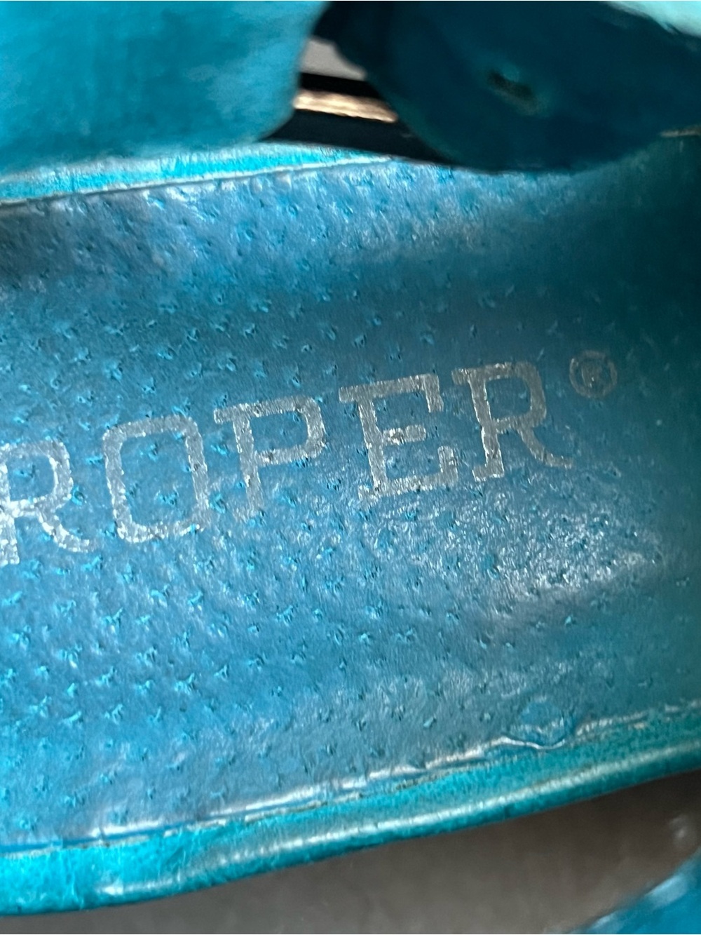 Roper Teal Embossed Leather Slingback Heels - Picture 3 of 8